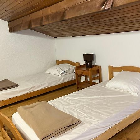 Chambre Et Sdb Avec Entree Privative Сустон Екстериор снимка