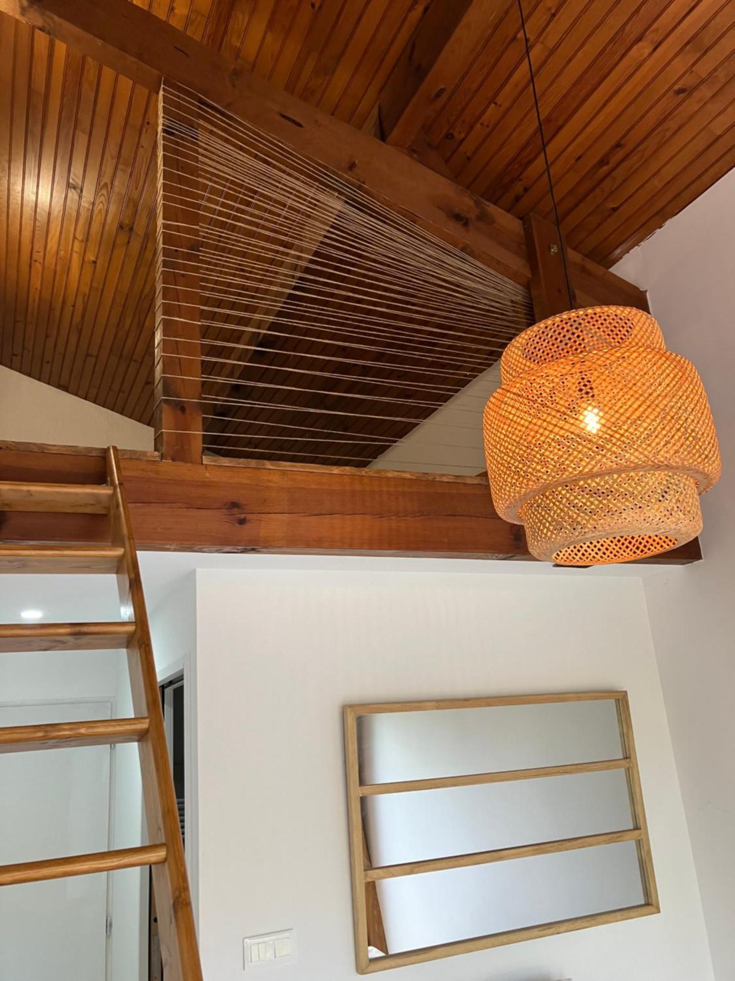 Chambre Et Sdb Avec Entree Privative Сустон Екстериор снимка